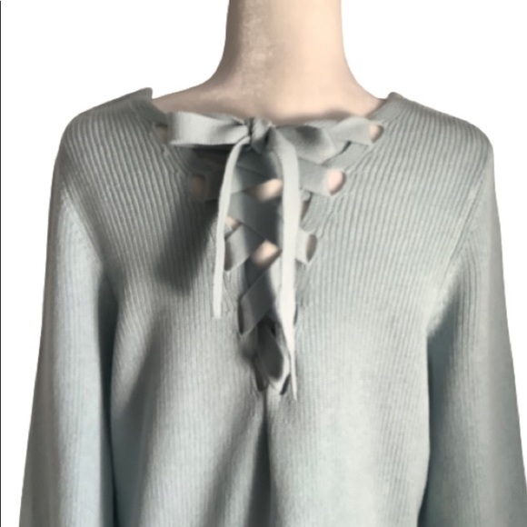 ❤️REITMANS LACE UP SWEATER SIZE L❤️ - Picture 7 of 7